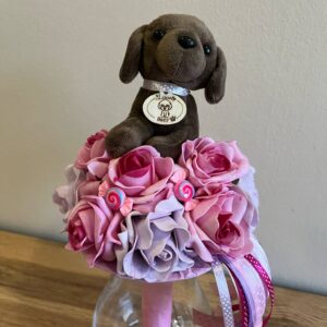 Kutyusos ballagó csokor-barna/pink/lila