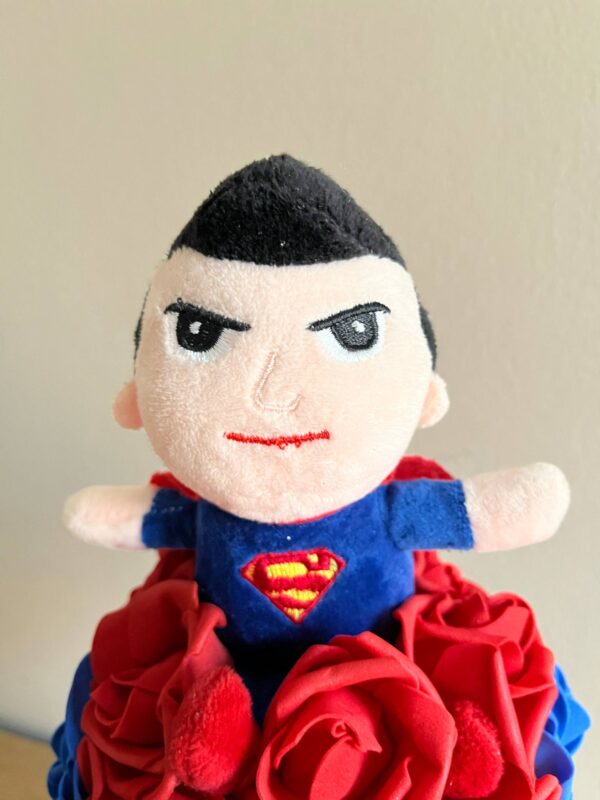 Superman-es ballagó csokor-piros/sötétkék - Image 2