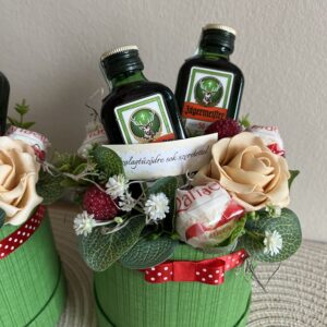 Raffaellos-Jagermeisteres box-szalagavatóra/névnapra/szülinapra-zöld
