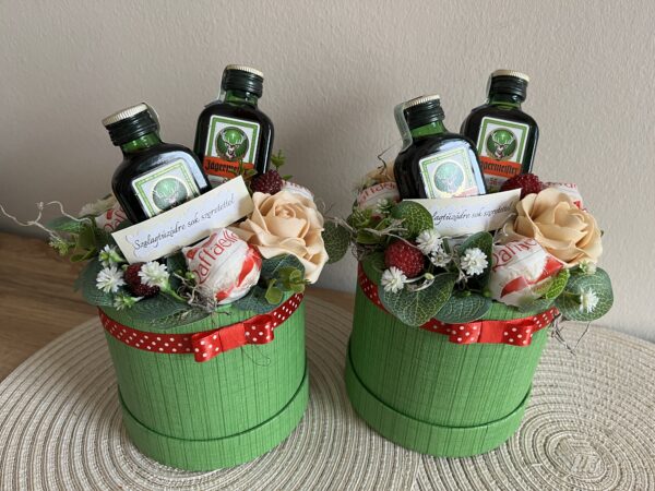Raffaellos-Jagermeisteres box-szalagavatóra/névnapra/szülinapra-zöld - Image 2