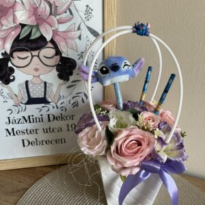 Stich retikül- Stich tollal és ceruzákkal